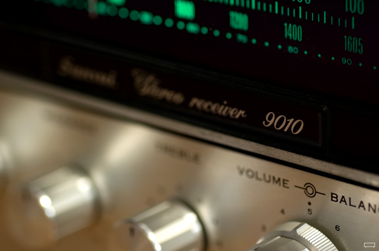 Sansui 881 Receiver